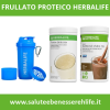immagine di uno shaker, barattolo di Frullato Proteico Herbalife Formula 1 al gusto cioccolato e un barattolo di protein drink mix ideale per colazione o spuntino"